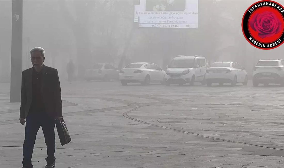 Isparta'da etkili olan sis nedeniyle görüş mesafesi 30 metreye düştü,