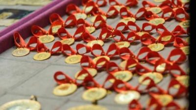 Altında tarihi rekor! Gram altında 4000 beklentisi yükseldi! Altın ve Para Piyasaları Uzmanı Şirin Sarı, altın fiyatlarının yükselmeye