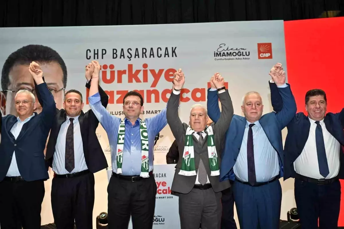 Cumhuriyet Halk Partisi Cumhurbaşkanlığı ön seçim adayı Ekrem İmamoğlu, Bursa'da