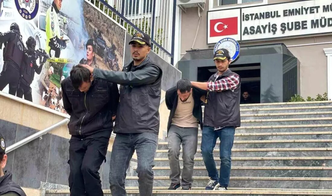 Polis kılığındaki 5 şüpheli, kamyonu durdurup 1,7 milyon liralık kumaşı