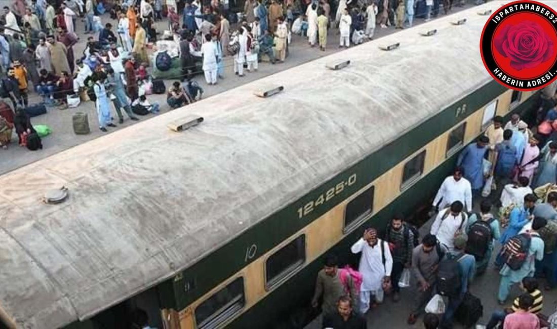 Pakistan güvenlik kaynakları, Belucistan'da ikinci gününe giren tren kuşatmasında 155