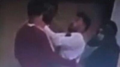 Tekvando hakemi, antrenöre kafa attı Malatya'da, okullar arası taekwondo turnuvasında görevlilerle tartışan antrenöre, hakem kafa