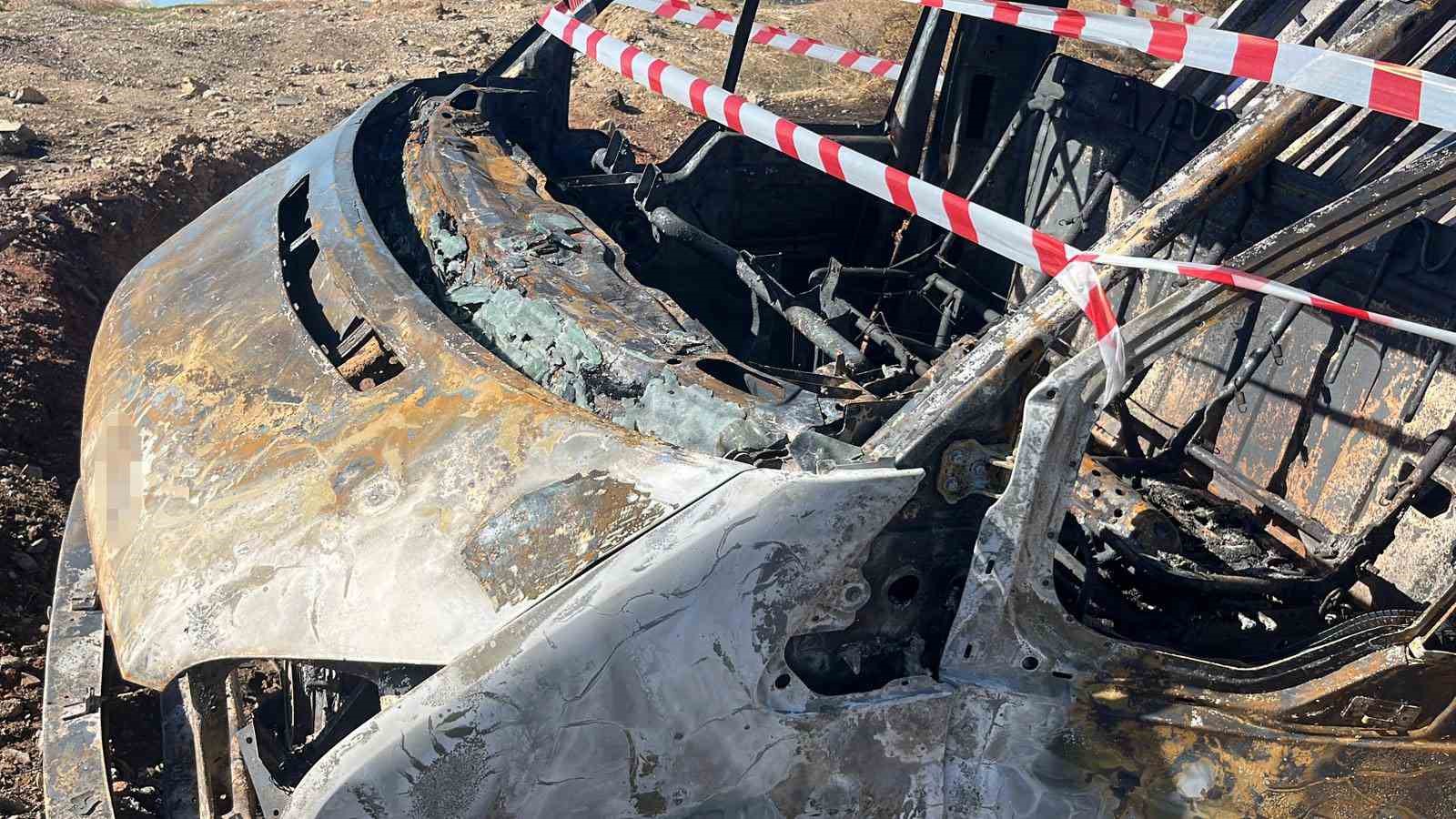 Antalya’nın Alanya ilçesinde dün gece saatlerinde yanan mutfak tüpü yüklü