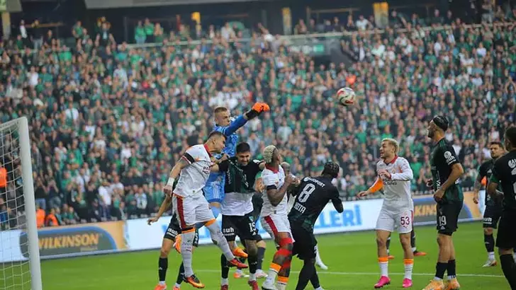 Süper ligin 12’nci haftasında Kocaelispor sahasında Galatasaray’ı 1-0 mağlup etti.