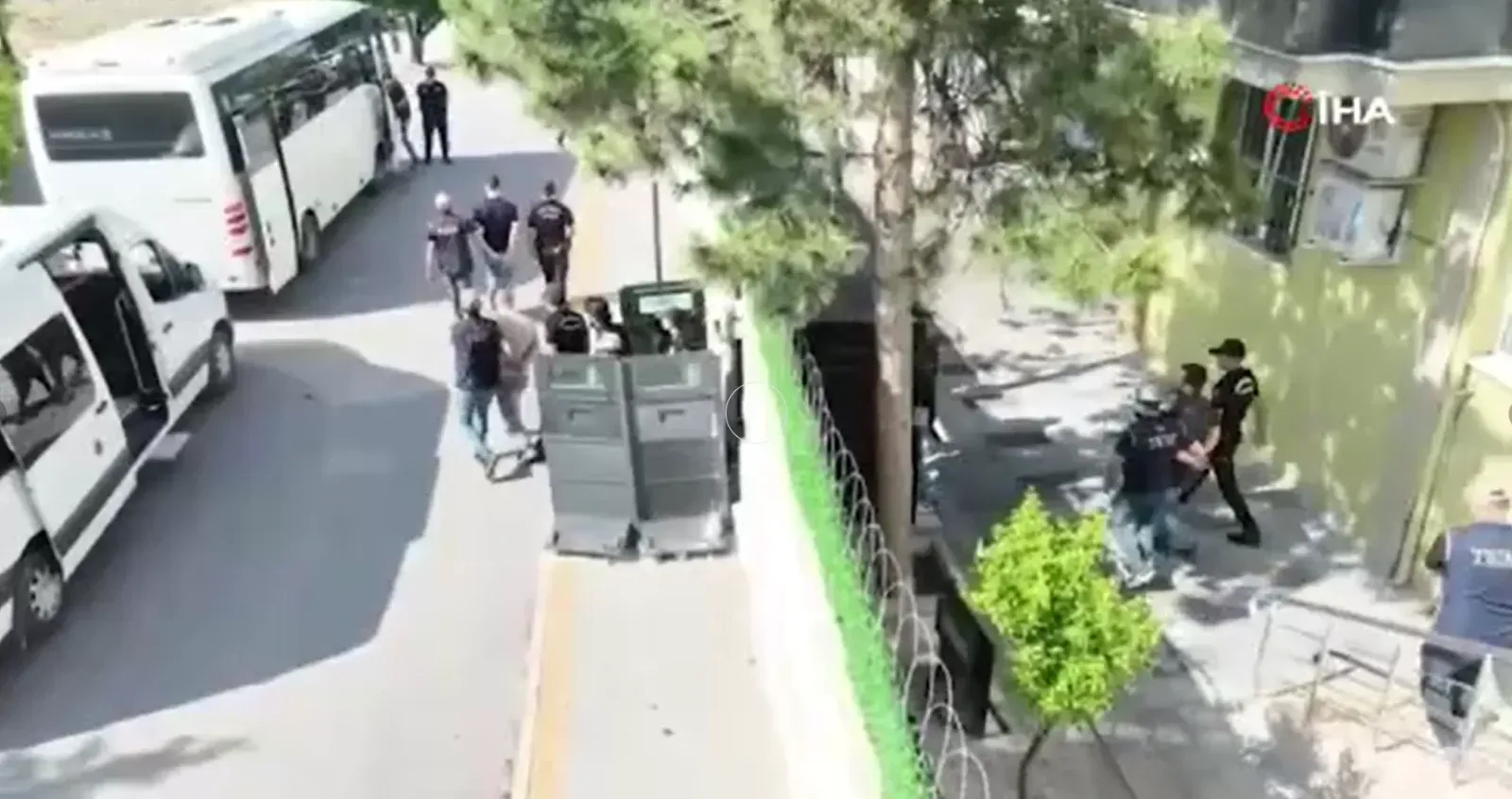 İçişleri Bakanı Ali Yerlikaya, aralarında Isparta'nın da bulunduğu 45 ilde