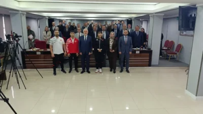 Başkan Başdeğirmen, başarılı sporcuları ödüllendirdi   Isparta Belediyesi Spor