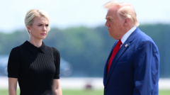 Trump'ın 'insan yazıcı' lakaplı asistanı Natalie Harp neden konuşuluyor?