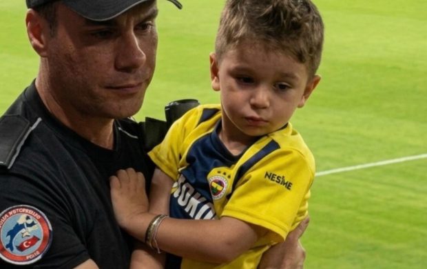 F.Bahçe, minik Göktuğ'u Lyon maçına davet etti