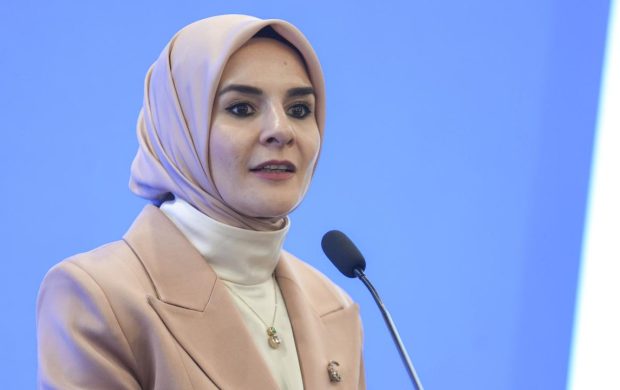 Bakan Göktaş: Terörün karşısında en büyük gücümüz aile