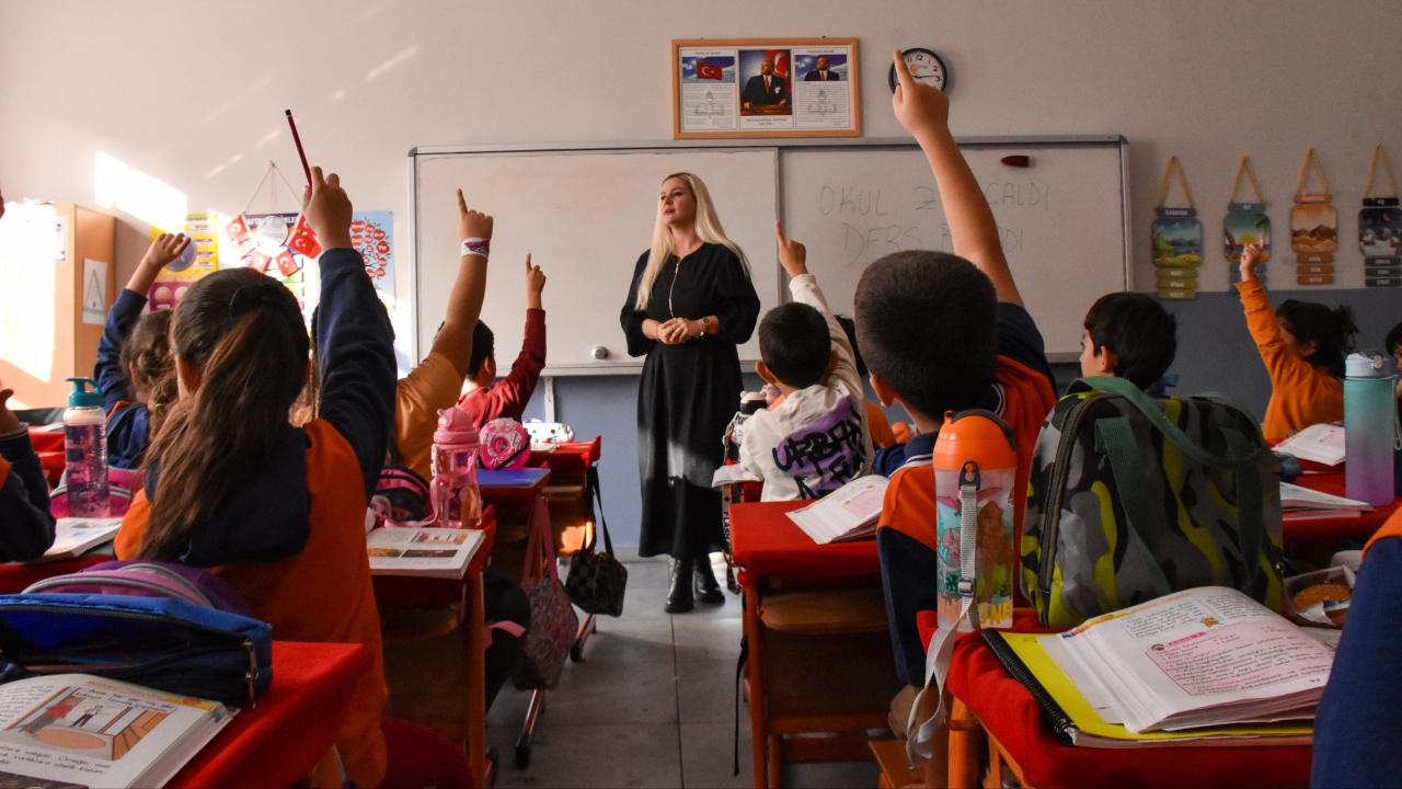 Kamu çalışanlarına uyum eğitimi izni: 3 saat izinli sayılacak