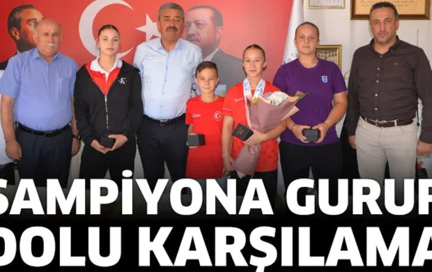 Avrupa Şampiyonu Asel Şenel’e Gurur Dolu Karşılama
