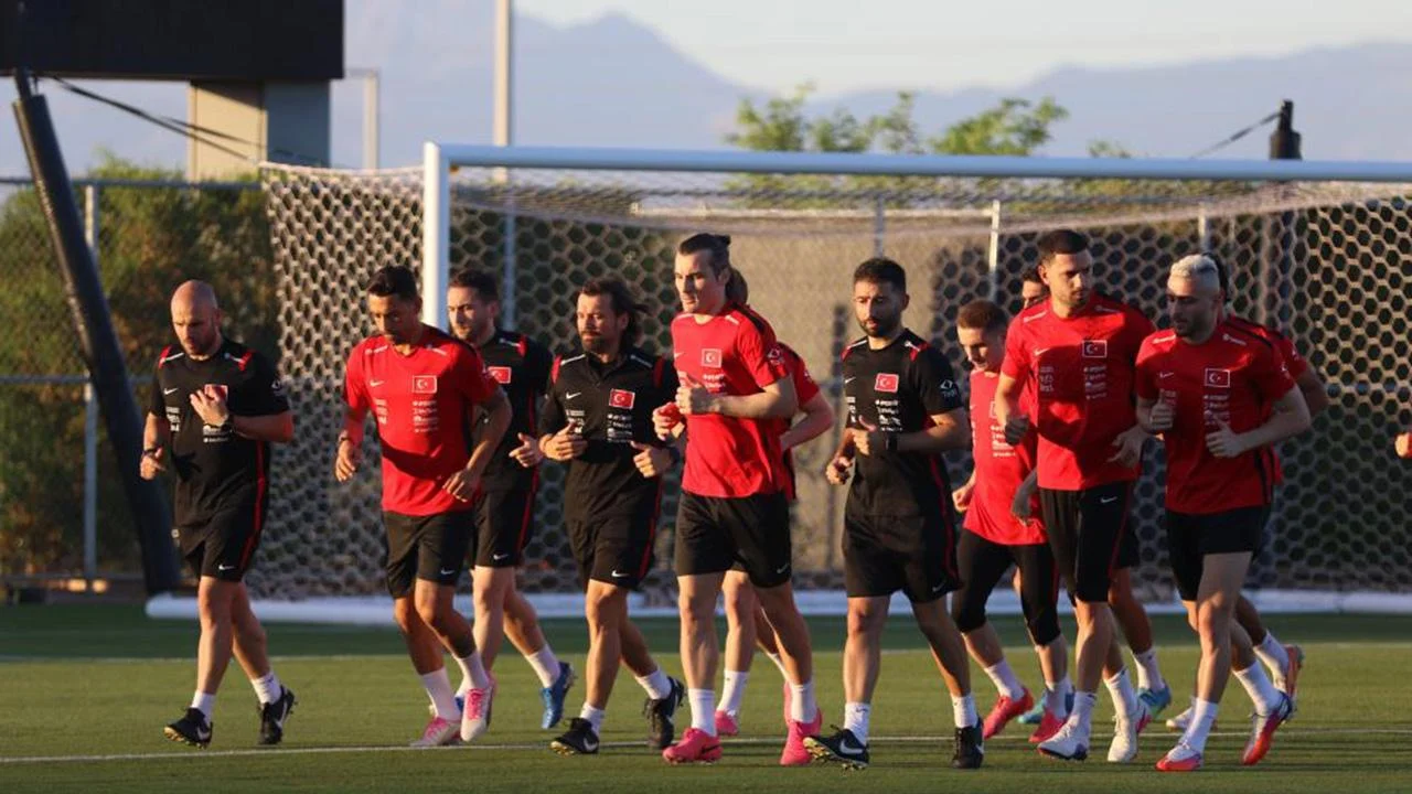 Futbolda milli mesai başlıyor