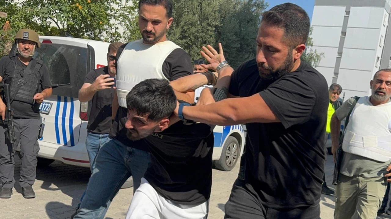 El bombası ve tabancayla polise direnen firari hükümlü yakalandı