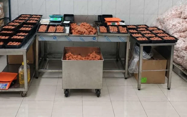 Ankara'da halk sağlığını tehlikeye atan 1333 kilogram et ve et ürünü ele geçirildi