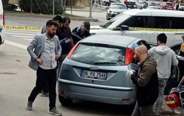 Ankara'da park halindeki otomobilde 2 kişi ölü bulundu
