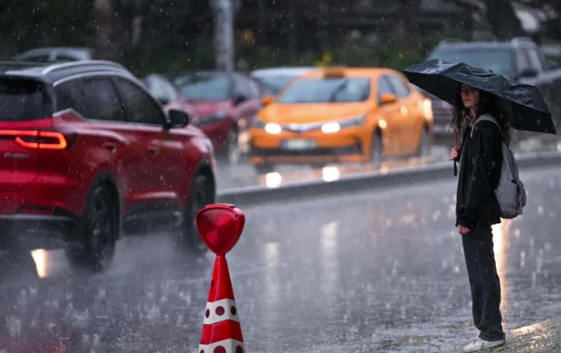 Başkentte sabah saatlerinde sağanak etkili oldu