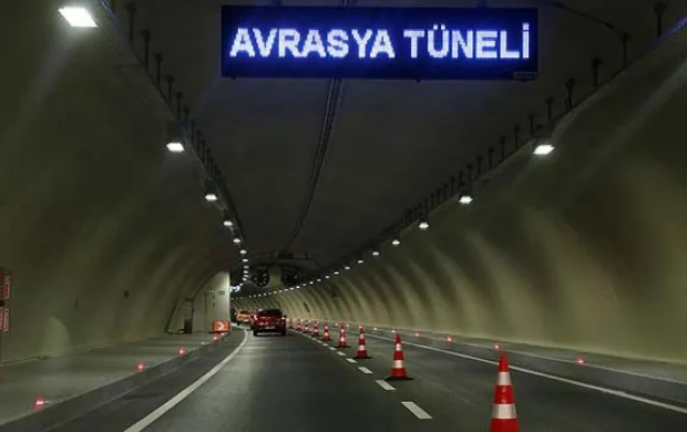 Avrasya Tüneli'nde yeni rekor: Bir günde 94 bin 489 araç geçti