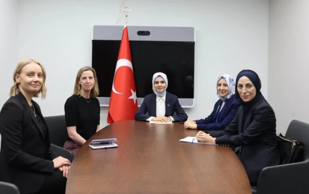 Bakan Göktaş, YouTube yetkilisi Miller ile görüştü