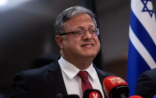 İsrailli aşırı sağcı bakan, Gazze'de etnik temizlik için göç ofisi kuracaklarını söyledi