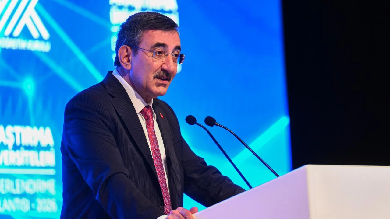 Cevdet Yılmaz: Üniversitelerimizi küresel yeteneklerin buluştuğu cazibe merkezi haline getireceğiz