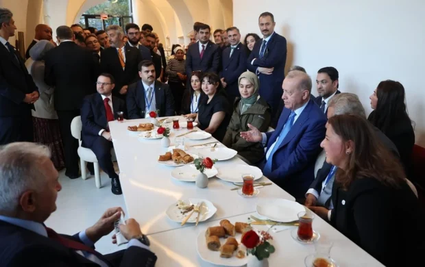 Cumhurbaşkanı Erdoğan New York'ta vatandaşlarla bir araya geldi