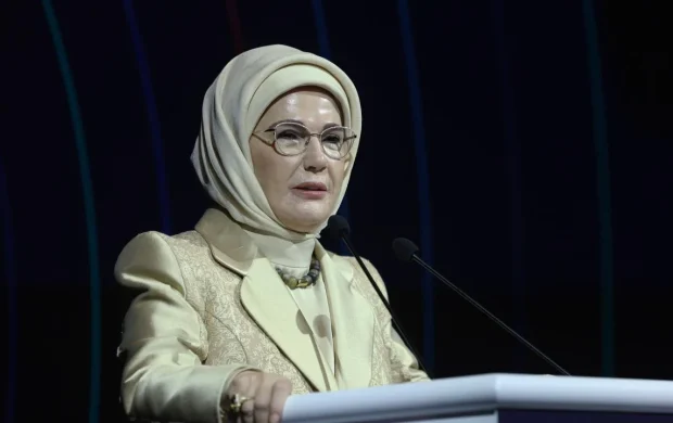 Emine Erdoğan'dan Sıddık Eraslan için başsağlığı mesajı