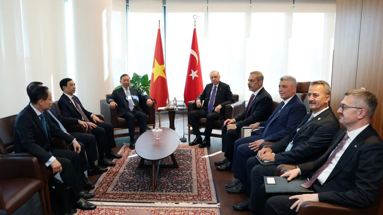 Cumhurbaşkanı Erdoğan, Vietnam Devlet Başkanı To Lam ile görüştü