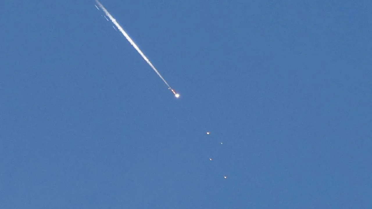 Suudi Arabistan, Husilerin Riyada attığı balistik füzenin imha edildiğini açıkladı