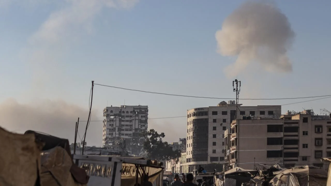 Katil İsrail'in Gazze'de düzenlediği saldırıda biri çocuk 2 kişi hayatını kaybetti
