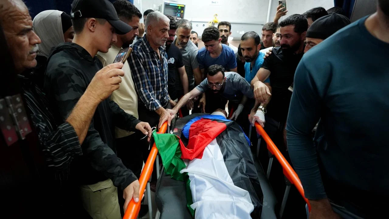 Soykırımcı İsrail'in Gazze'ye düzenlediği saldırılarda can kaybı 73 bin 789'a yükseldi