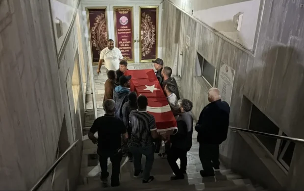 KKTC'deki gemi kazasında hayatını kaybeden Demir'in cenazesi Eskişehir'e getirildi