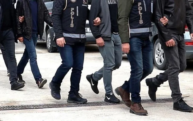 122 milyon liralık şirket vurgununda 19 şüpheli adliyede