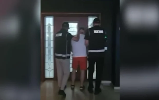 Interpol tarafından kırmızı bültenle aranan zanlı Antalya'da yakalandı
