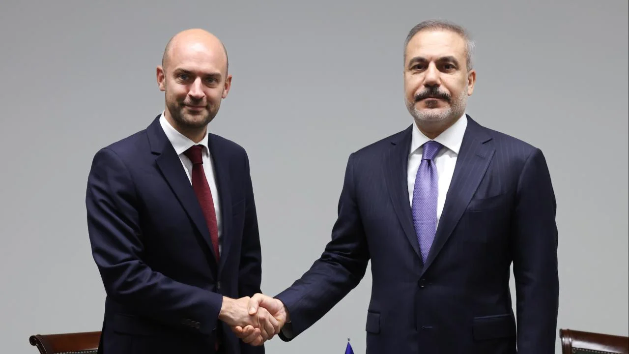 Bakan Fidan, Fransız mevkidaşı ile görüştü