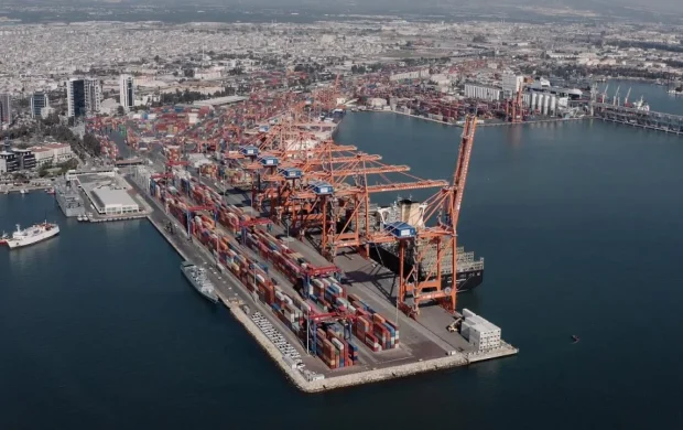 Türk lirasıyla dış ticaret hacmi 8 ayda 1 trilyon lirayı aştı