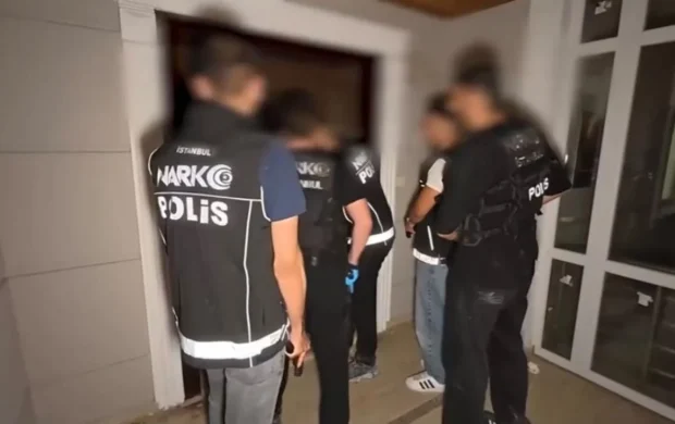 İstanbul'da farklı adreslerde uyuşturucu operasyonları