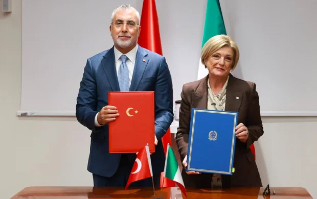 Türkiye ile İtalya arasında iş birliği mutabakat zaptı imzalandı