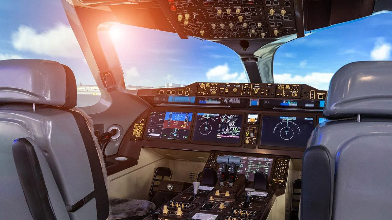 Kendi kendine uçan uçaklar göreve başladı: Pilot devri bitiyor mu?