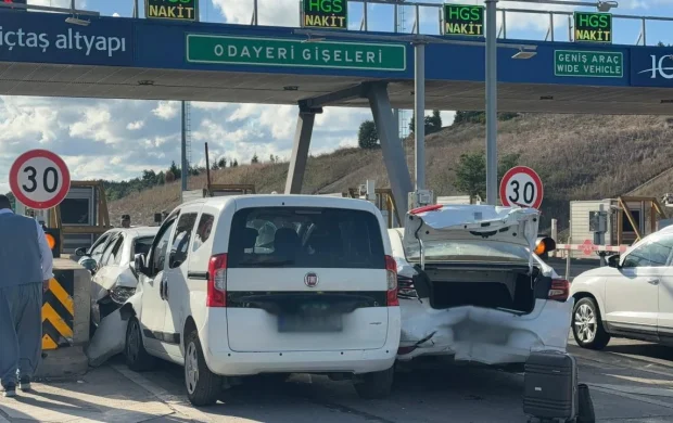 Kuzey Marmara Otoyolu'nda zincirleme kaza: 2 yaralı