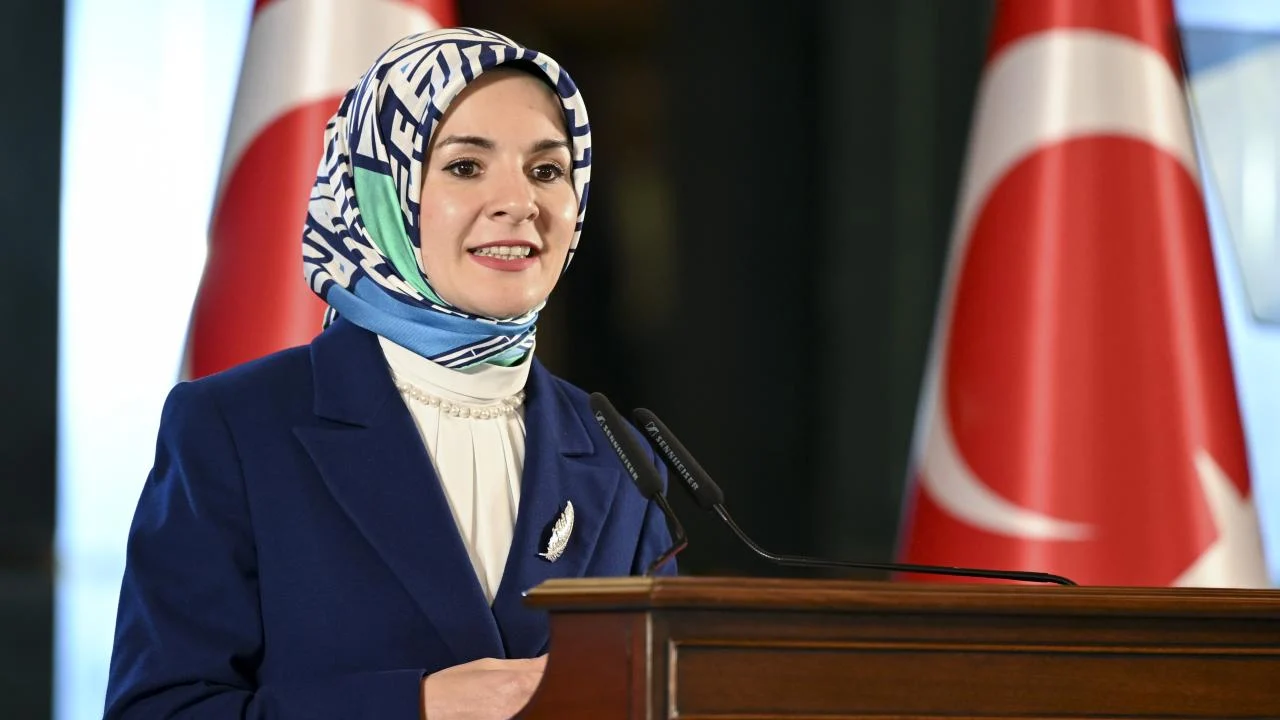 Bakan Göktaş: Suriye'de Türkiye'nin koruyucu aile modeli uygulanmaya başlandı