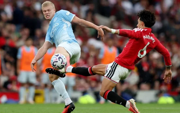 İngiltere Hakem Kurulu: Manchester derbisinde hakem hatası yapıldı