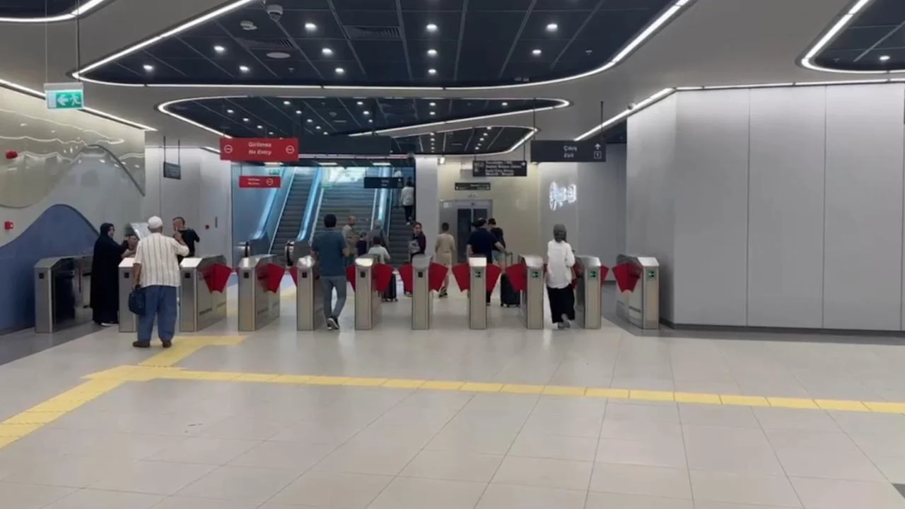 GayrettepeHalkalı metrosunda yolcu rekoru