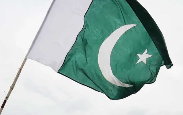 Pakistan, Afganistan'da 10 noktaya hava saldırısı düzenlediğini duyurdu