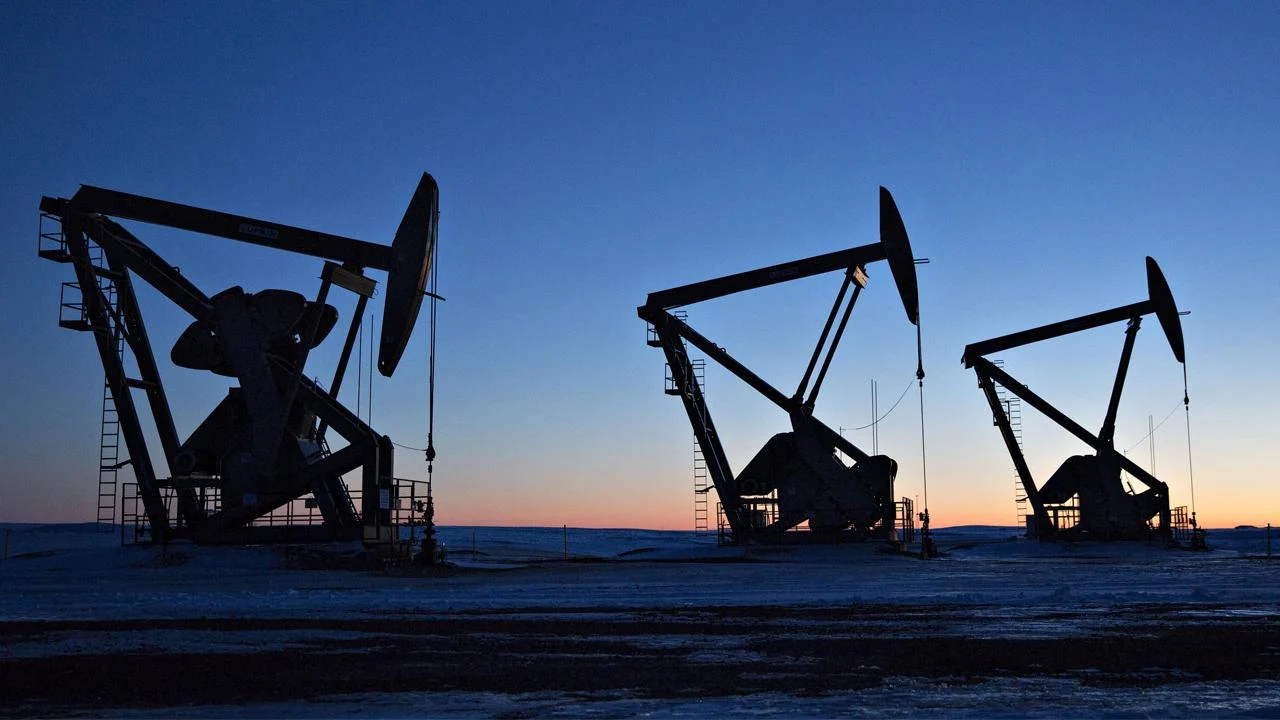 Brent petrolün varili 99,39 dolardan işlem görüyor