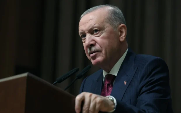 Cumhurbaşkanı Erdoğan, ekonomi kurmaylarıyla bir araya geldi
