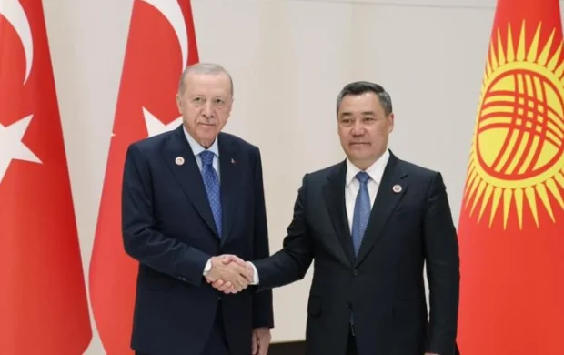 Cumhurbaşkanı Erdoğan, Kırgızistan Cumhurbaşkanı Caparov ile görüştü