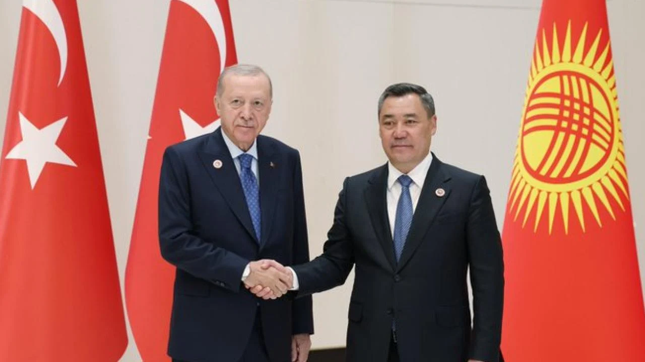 Cumhurbaşkanı Erdoğan, Kırgızistan Cumhurbaşkanı Caparov ile görüştü
