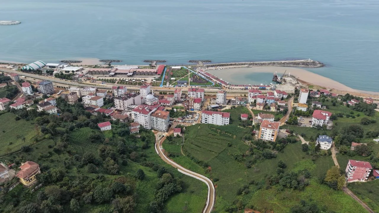 Rize'de 8 eğitim kurumunda eğitime 1 gün ara verildi