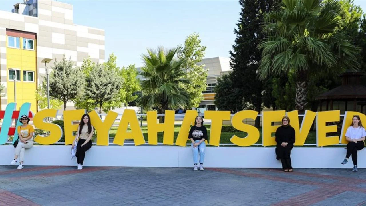 Seyahatsever Projesi'nden 628 bin 241 genç yararlandı