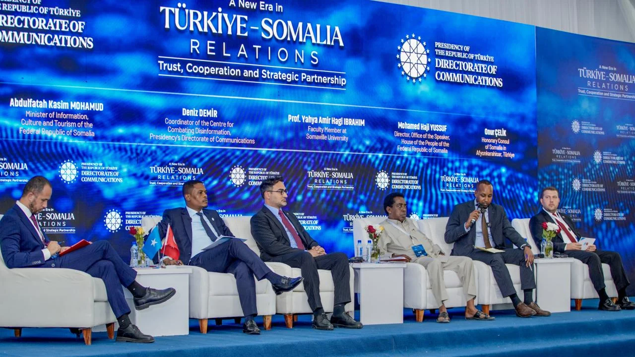Somali'de TürkiyeSomali İlişkilerinde Yeni Dönem paneli düzenlendi